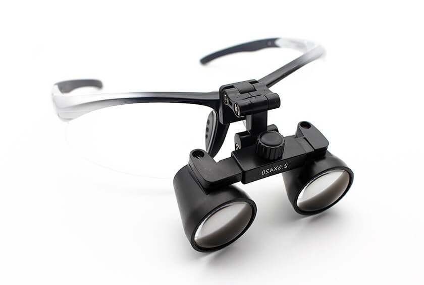 Why Should You Use Surgical Loupes and Surgical Headlight