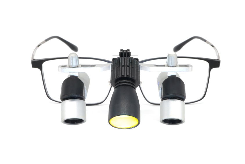 When and Where to Use Surgical Headlights in Clinical Practice